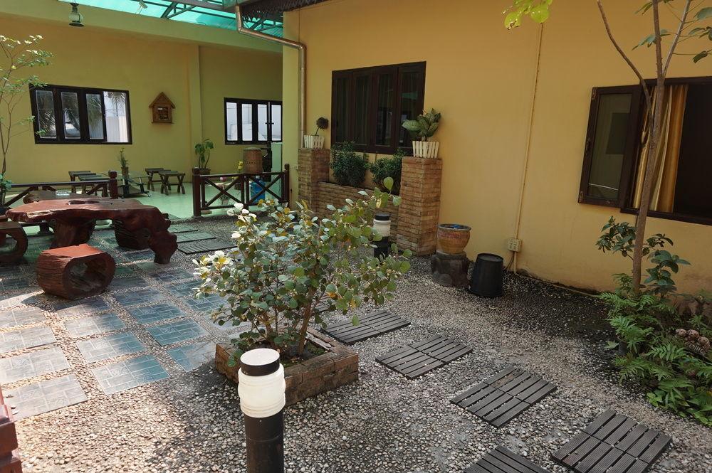 Domon Hotel Vientiane Exterior photo