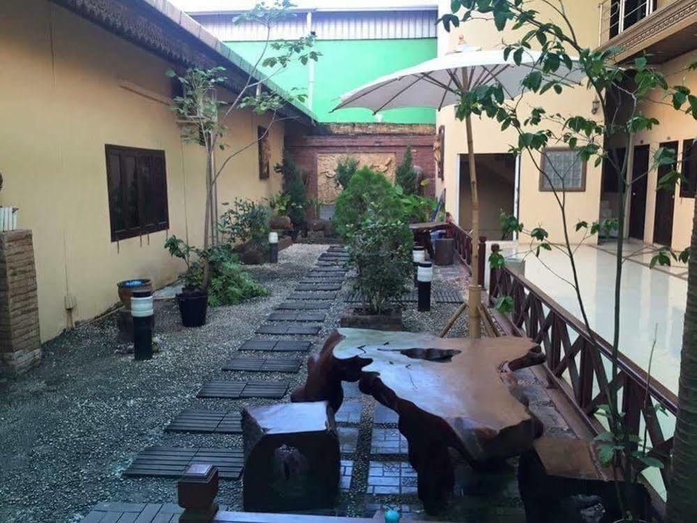 Domon Hotel Vientiane Exterior photo